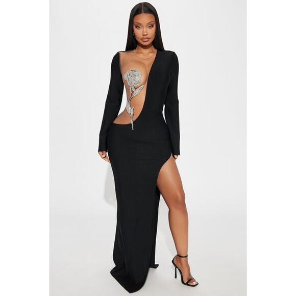 Fashion Nova - Mary Embellished Rose Maxi Dress - Black - SMALL - Picture 1 of 6